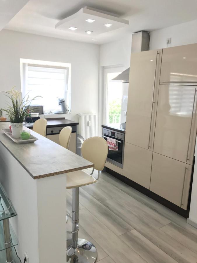 Aparts House - Balkon-Wifi-Kitchen Essen Ngoại thất bức ảnh