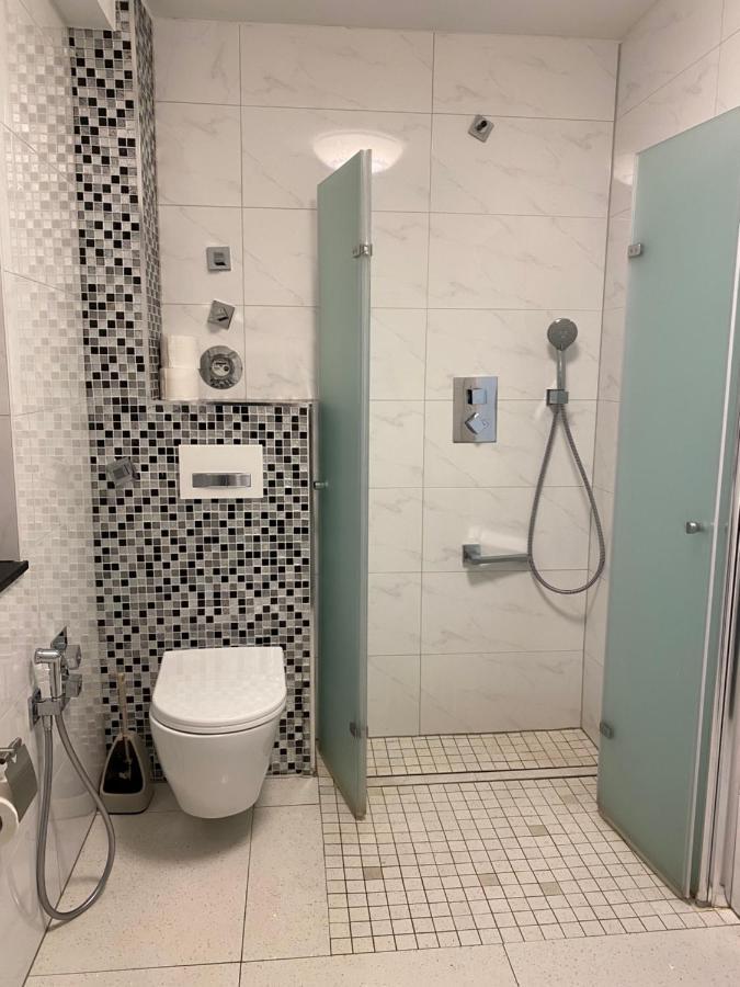 Aparts House - Balkon-Wifi-Kitchen Essen Ngoại thất bức ảnh