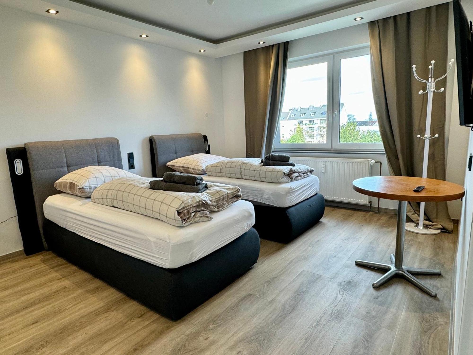 Aparts House - Balkon-Wifi-Kitchen Essen Ngoại thất bức ảnh